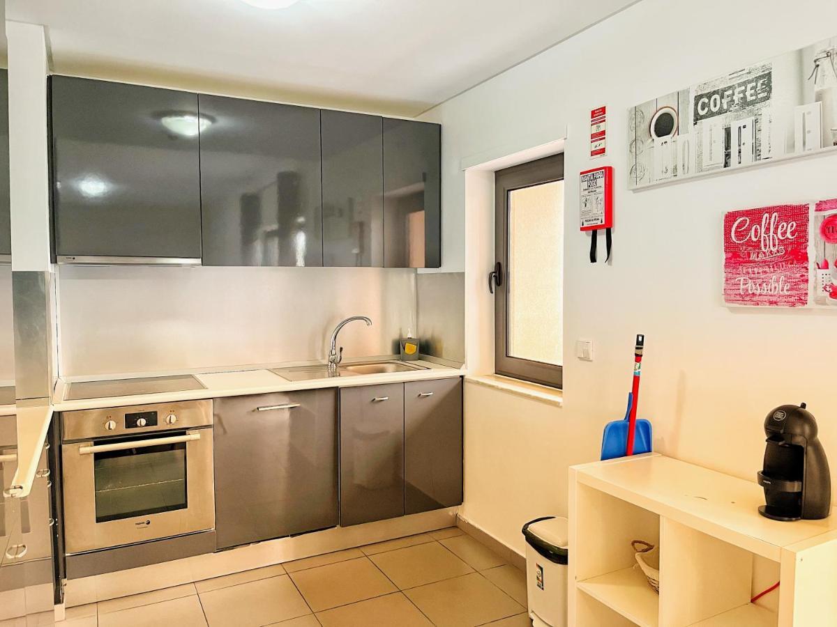 Awesome Apartment In Praia Da Rocha Portimão Εξωτερικό φωτογραφία
